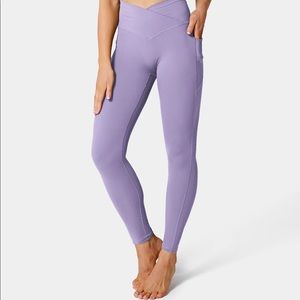Cloudful® Crossover Pocket Leggings - Light Purple
